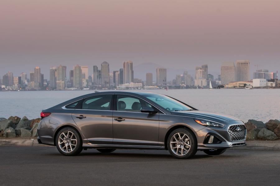  Hyundai Sonata 2.0T 2017 года  (NA) (фото 15 из 40)